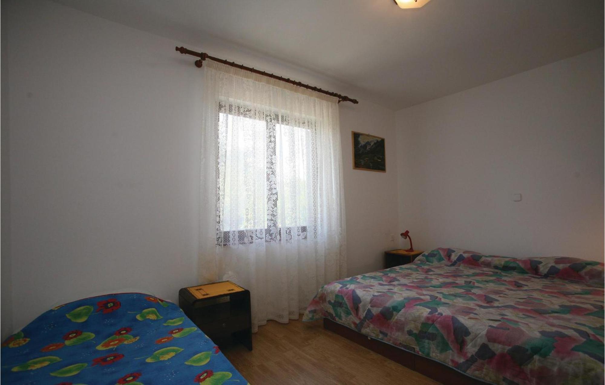 2 Bedroom Gorgeous Apartment In Labin Raša Exterior foto